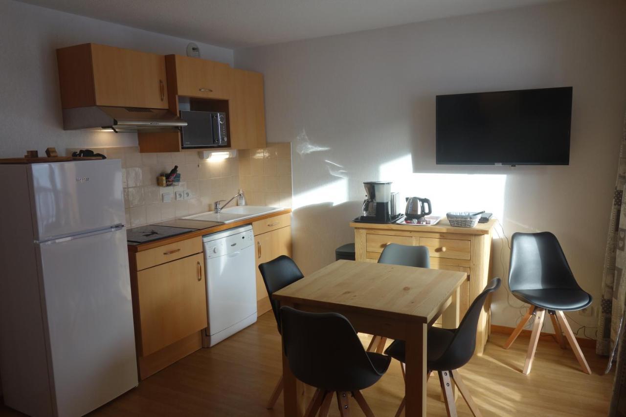 Skis Aux Pieds Dans Un Appartement Cosy Au Coeur Du Queyras 莫利涅恩凯拉 外观 照片