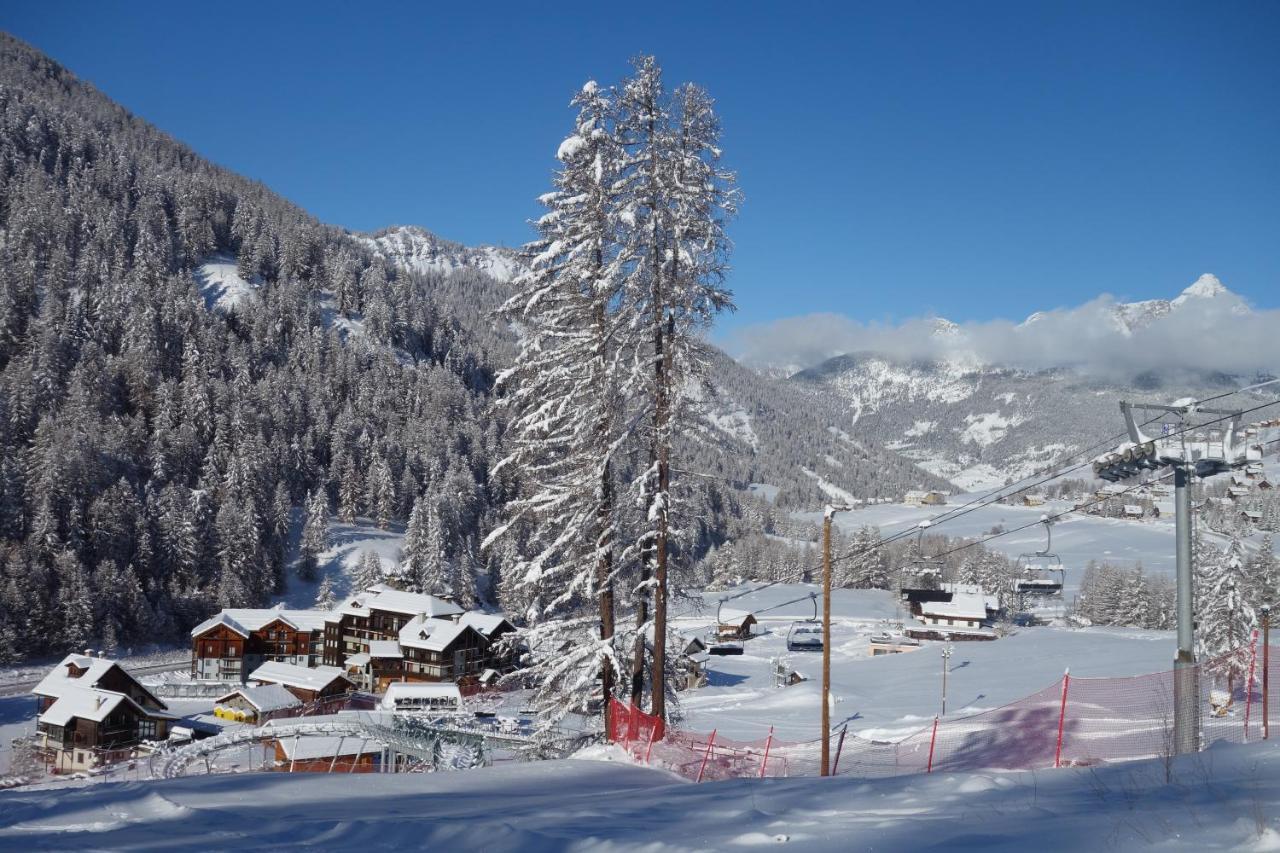Skis Aux Pieds Dans Un Appartement Cosy Au Coeur Du Queyras 莫利涅恩凯拉 外观 照片